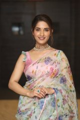 Ruhani Sharma at Hit Movie Pre Release Event